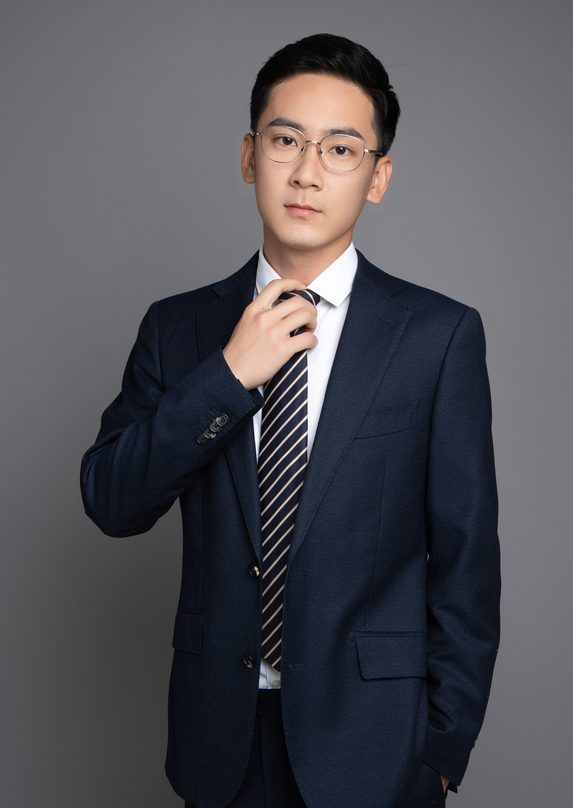 吕康